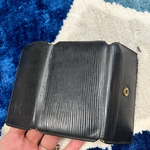 Louis Vuitton Keyholder - Picture 3 of 4